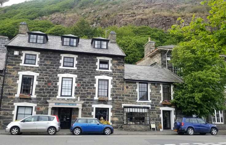 61766658_10101831032243749_3942635739841298432_n